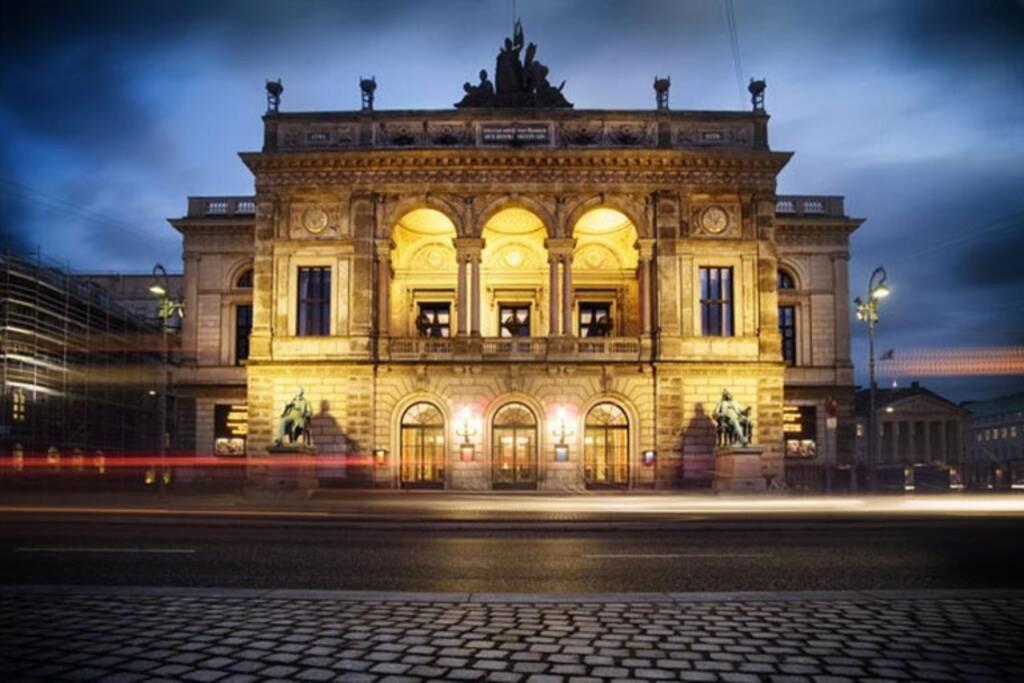 The Heart Of Copenhagen-queen's Neighbor Lejlighed *